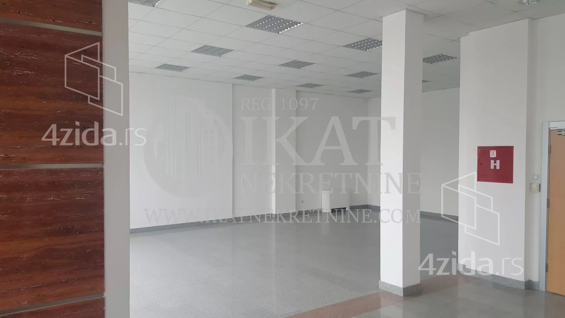 Poslovni prostor | 4zida