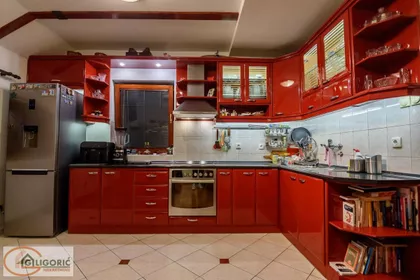 Šantićeva | 4zida.rs