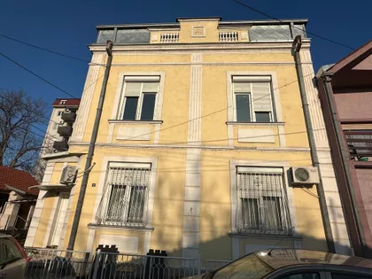 Duška Radovića 12 | 4zida.rs