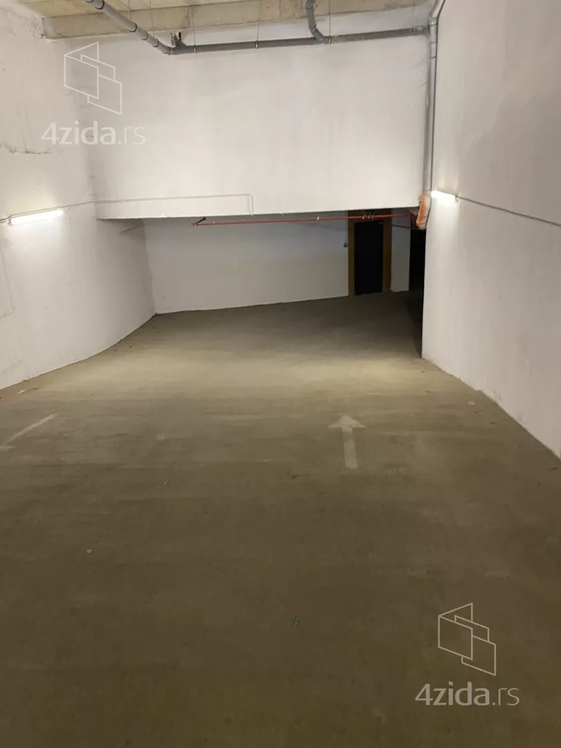 Garaža | 4zida