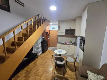 Lasla Gala | 4zida.rs