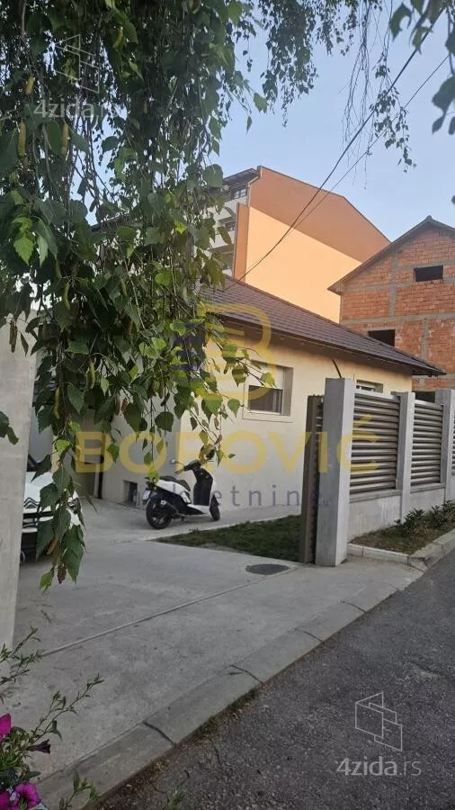 Kuća | 4zida