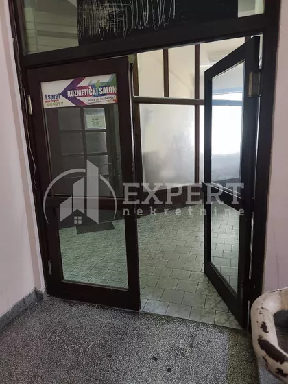 Trg revolucije | 4zida.rs