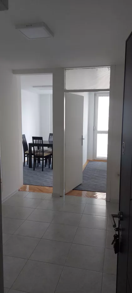 Bulevar Nemanjića 28 | 4zida.rs
