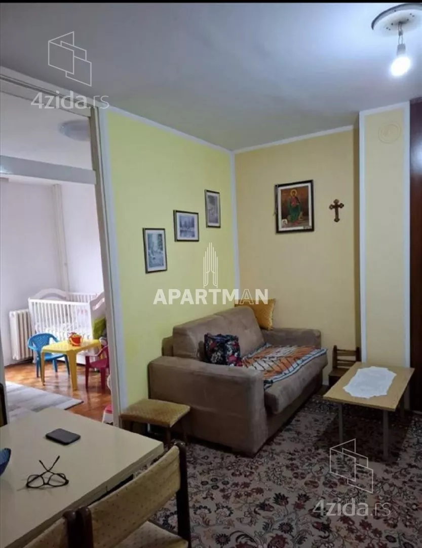 Troiposoban stan | 4zida