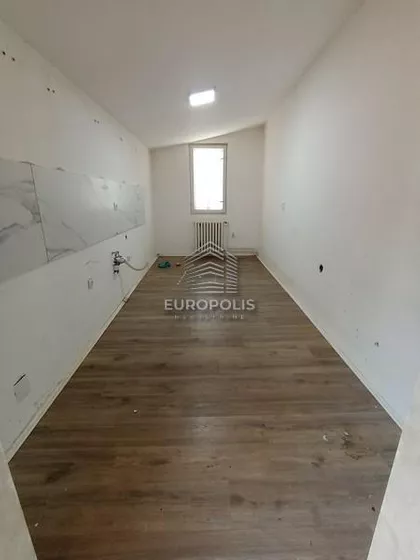 Prvomajska | 4zida.rs