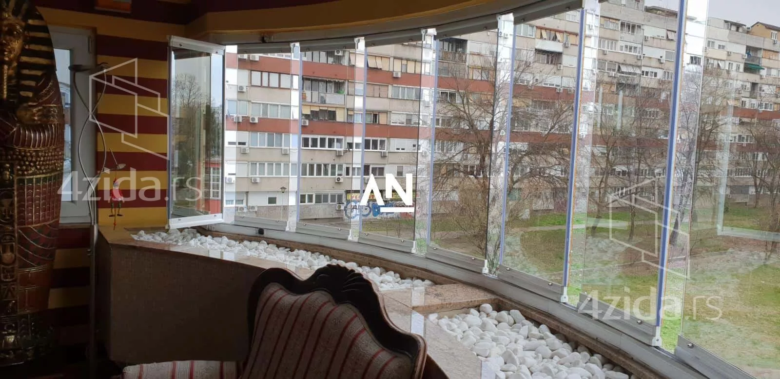 Petosoban stan | 4zida