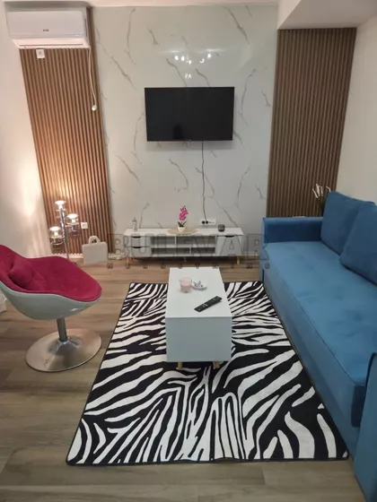 Lovćenska | 4zida.rs