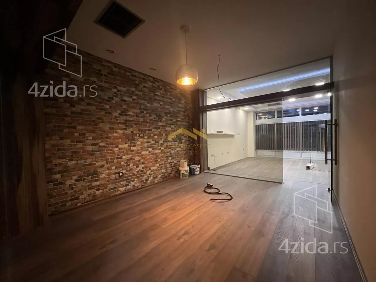 Lokal | 4zida