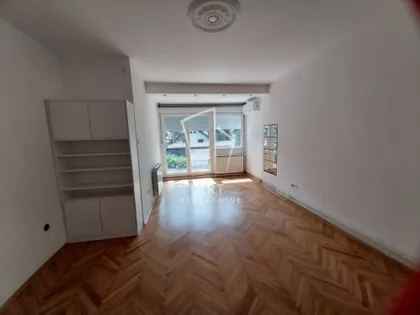 Cara Iraklija | 4zida.rs