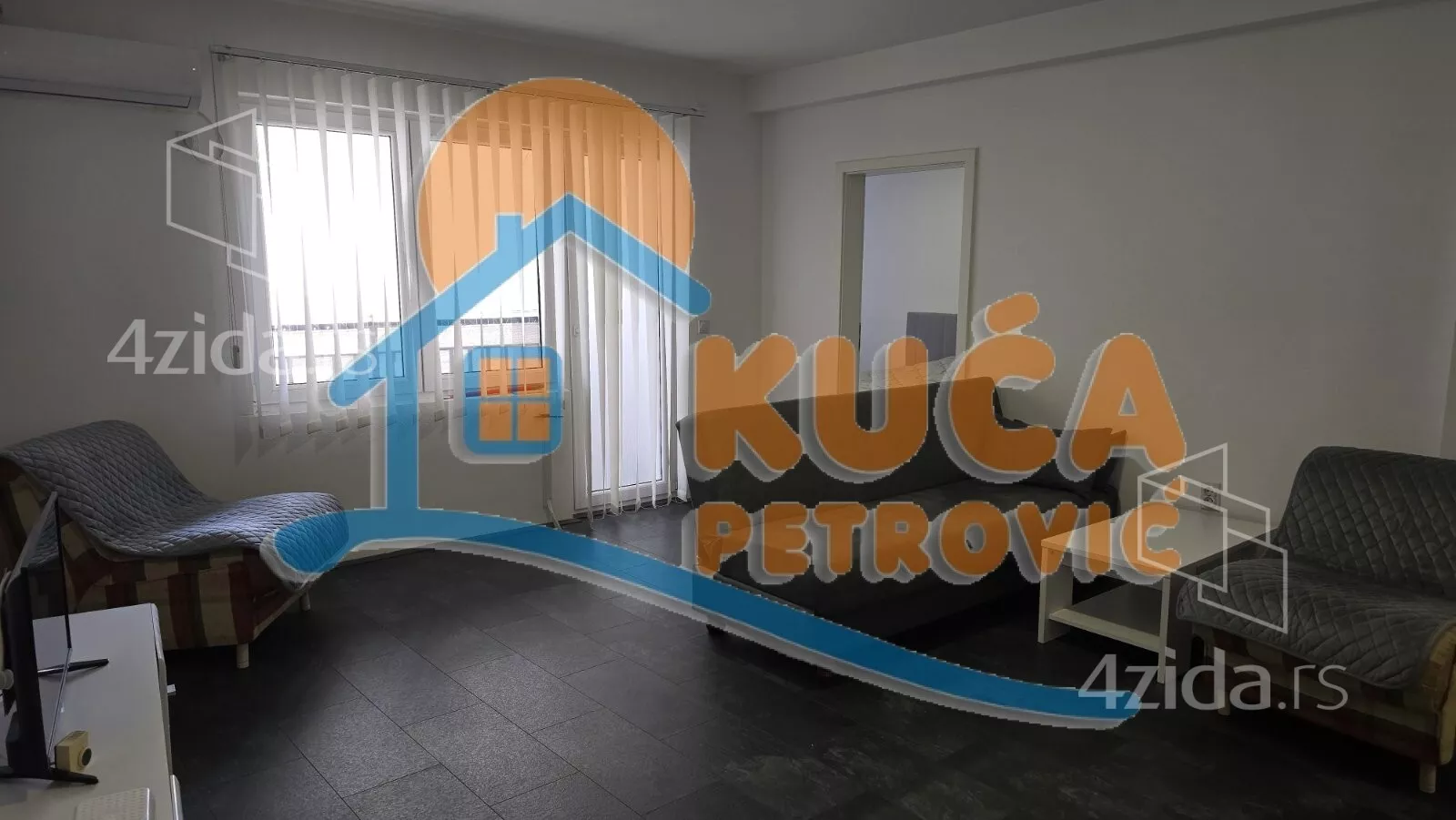 Jednoiposoban stan | 4zida