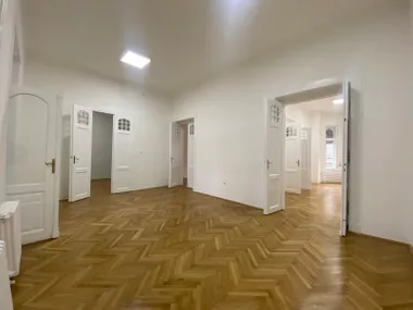 Trg Marije Trandafil