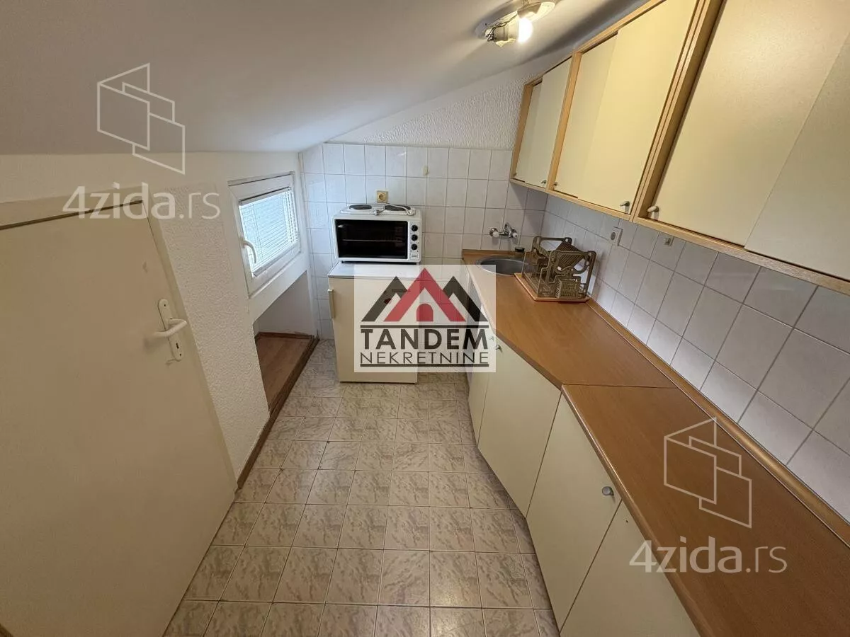 Garsonjera | 4zida