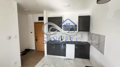 Gorana Jojića | 4zida.rs