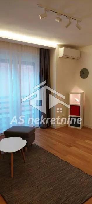 Južni Bulevar | 4zida.rs