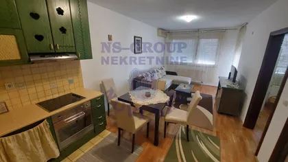 Petra Drapšina | 4zida.rs