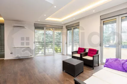 Kneza Višeslava | 4zida.rs