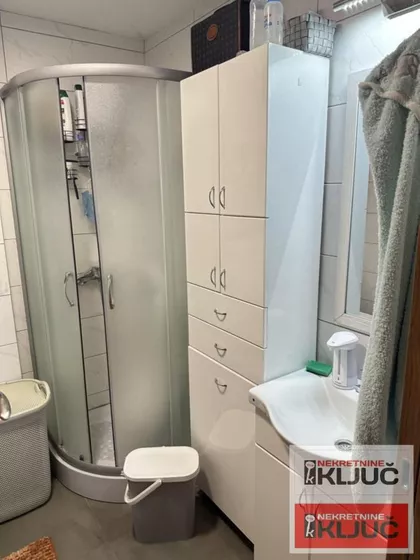 Sremska Kamenica | 4zida.rs