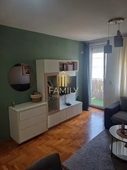 Banatić | 4zida.rs