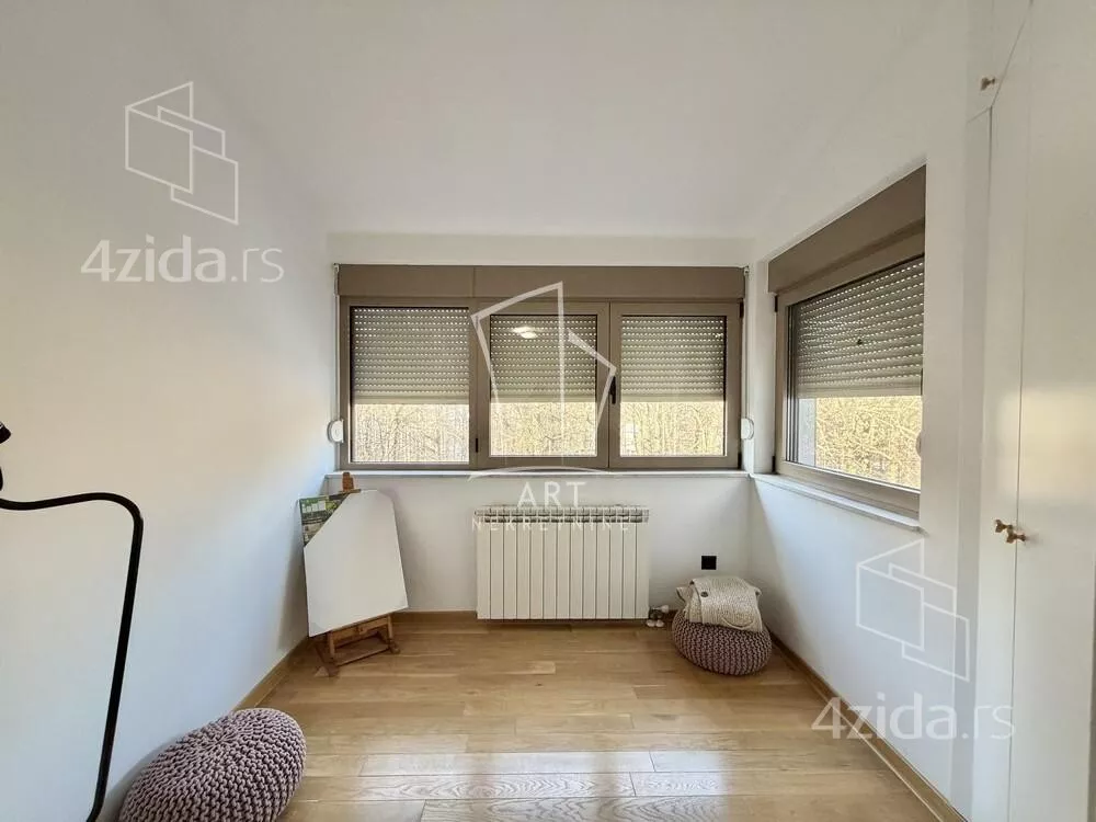 5-etažna kuća | 4zida