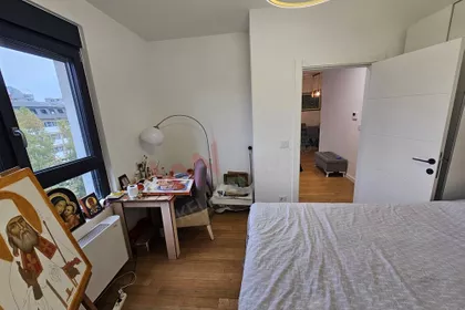 Ustanička | 4zida.rs