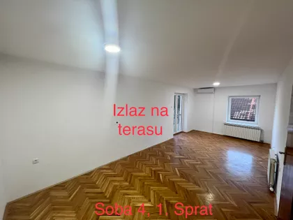 Džona Frotingama 17 | 4zida.rs