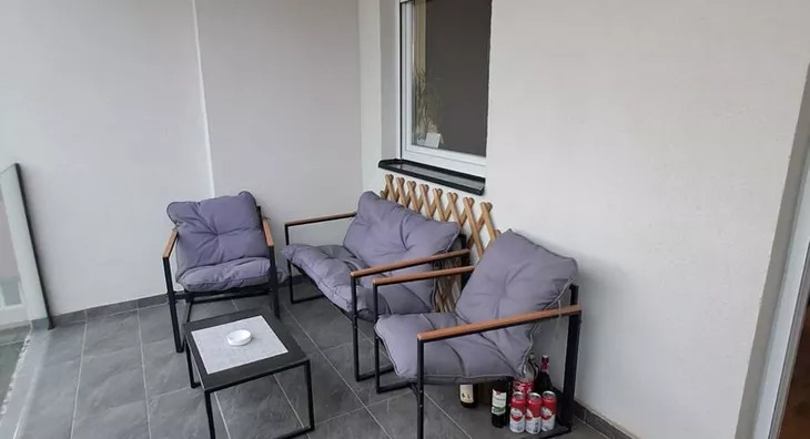 Četvoroiposoban stan | 4zida