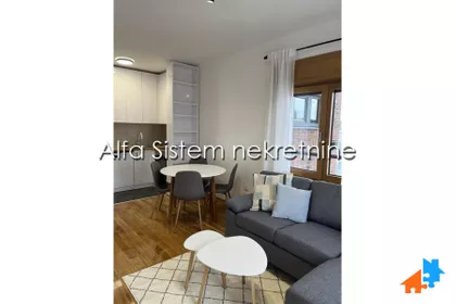 Crveni Krst Vračar | 4zida.rs