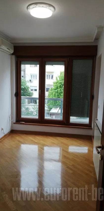 KRUNSKA I OKOLINA | 4zida.rs