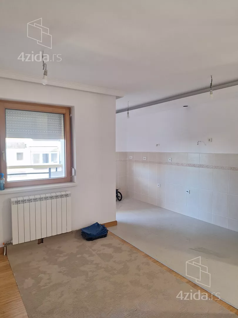 Kancelarija | 4zida