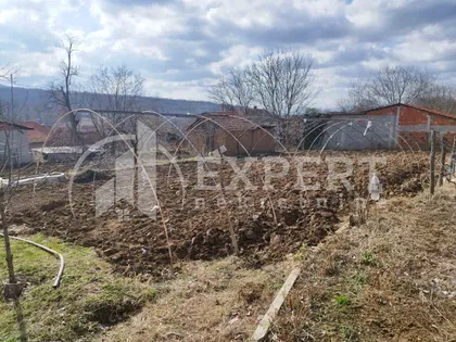 Knežica | 4zida.rs