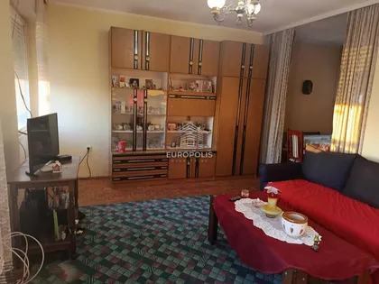 Bratstva i jedinstva | 4zida.rs