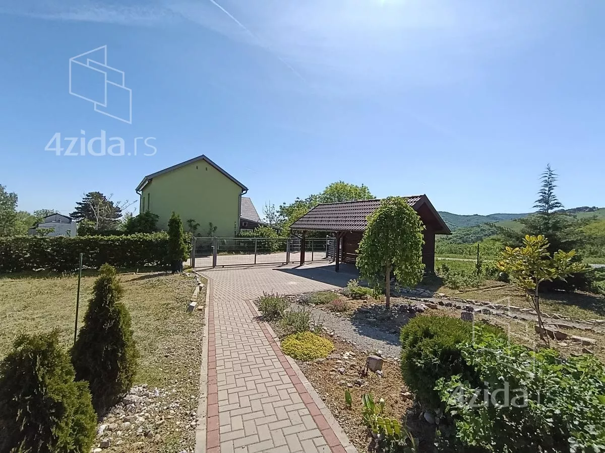 Kuća | 4zida