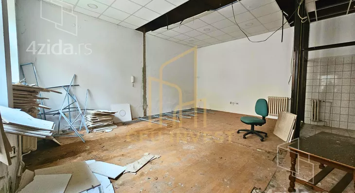 Poslovni prostor | 4zida