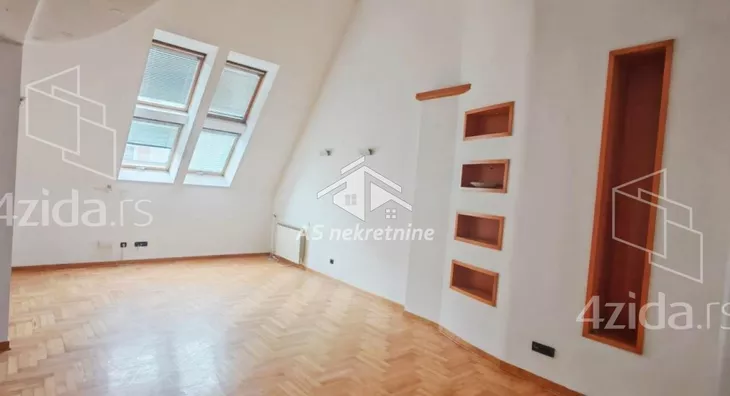 Šestosoban stan | 4zida