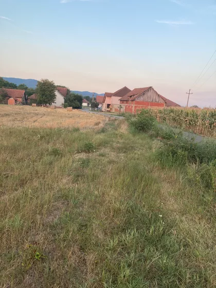 Okolne lokacije | 4zida.rs