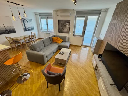 Golubačka 7 | 4zida.rs