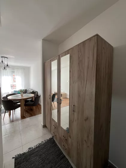 Milovana Gušića 103 | 4zida.rs