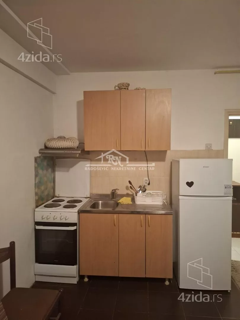 Garsonjera | 4zida