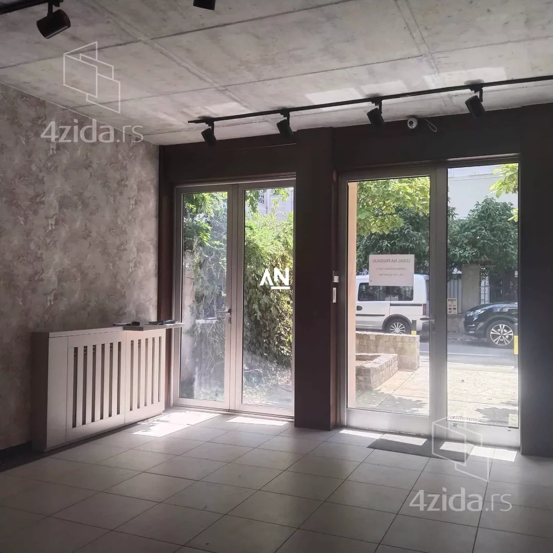 Lokal | 4zida