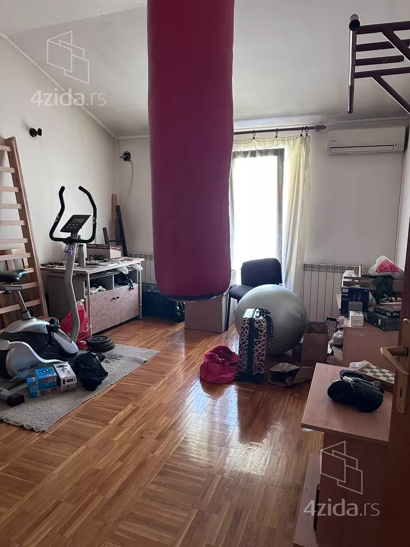 3-etažna kuća | 4zida