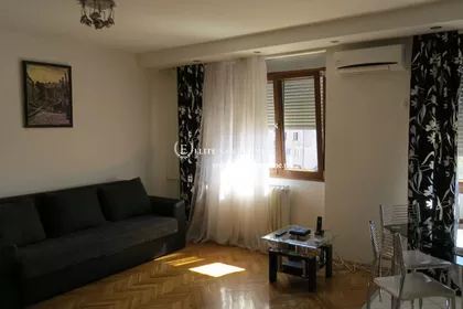 Maršala Birjuzova Obilićev Venac | 4zida.rs