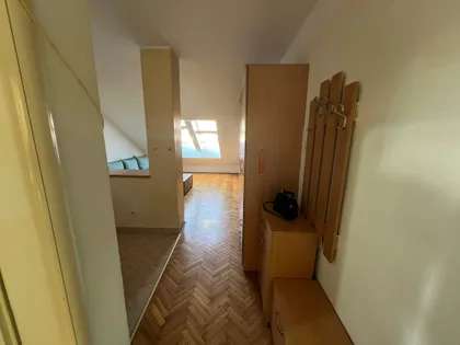 Trg Marije Trandafil 5 | 4zida.rs