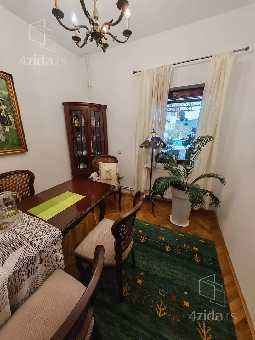 3-etažna kuća | 4zida