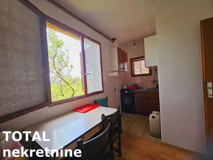 Banstol - Vikend Naselje | 4zida.rs