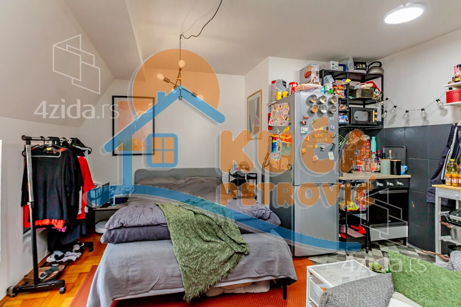 Jednoiposoban stan | 4zida