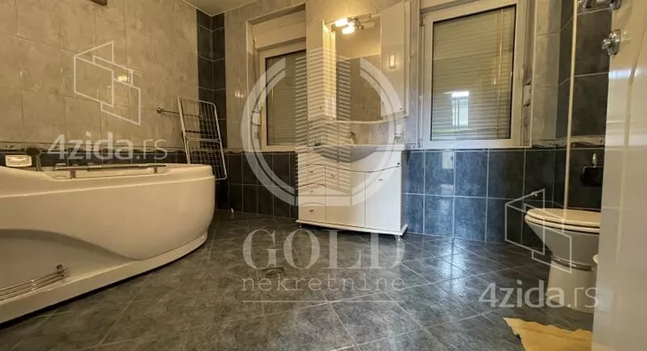 4-etažna kuća | 4zida