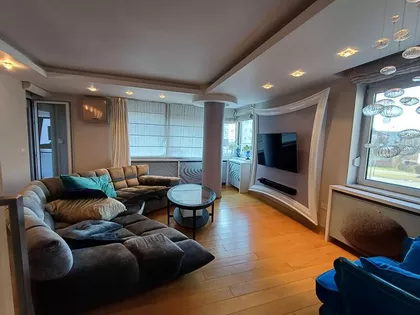 Cara Dušana | 4zida.rs