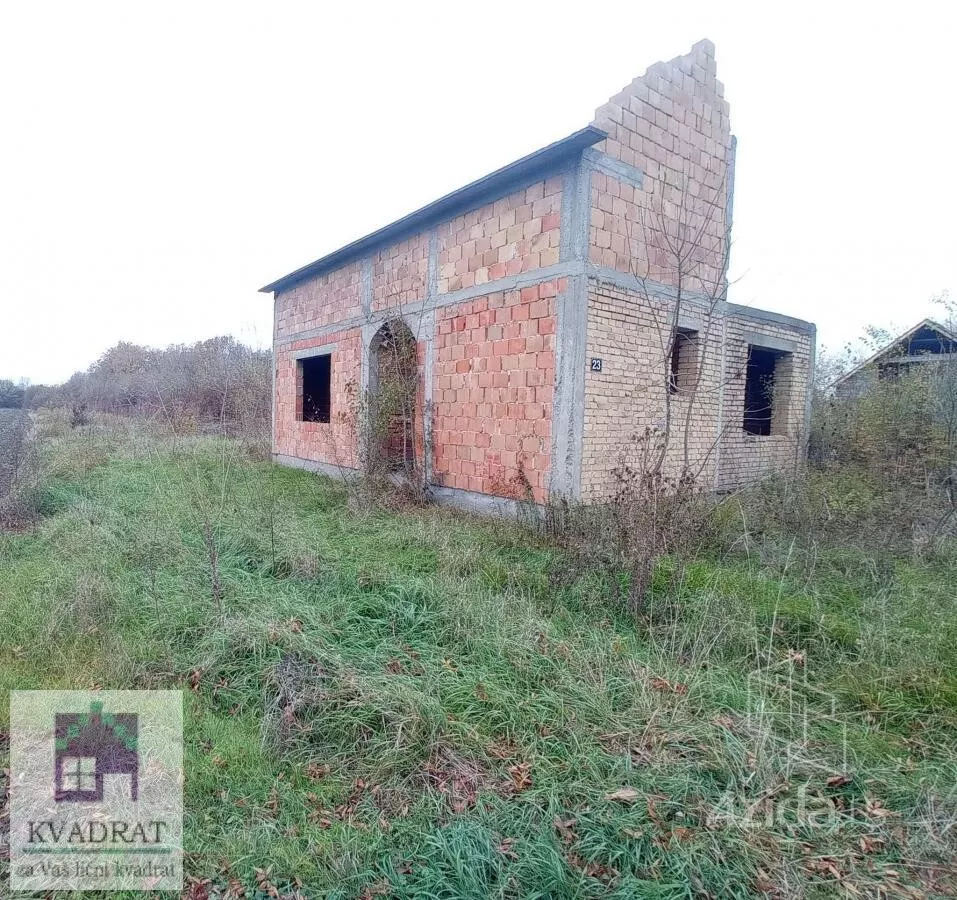 Plac | 4zida