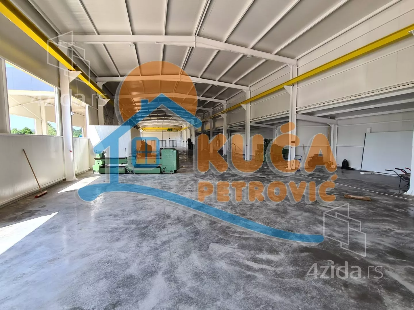 Lokal | 4zida
